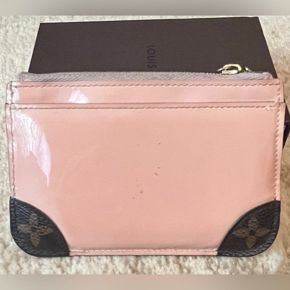 💯Authentic Louis Vuitton Patent Leather Cles Pouch/Card Holder, Gift Box & Bag - Picture 4 of 16